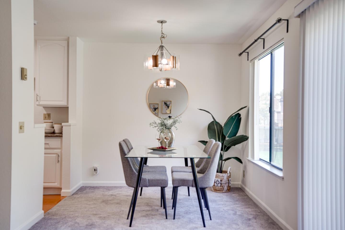 905 West Middlefield Road, Unit 976 Mountain View, CA 94043 - Photo 8 of 18 Gallery Image 8