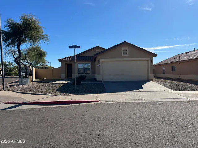$2,000 | 8565 East Lakeview Avenue, Mesa, AZ 85209