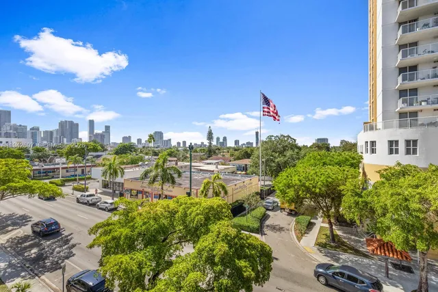 $2,300 | 777 Southwest 9th Avenue, Unit 413, Miami, FL 33130