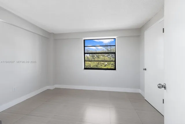 $2,300 | 777 Southwest 9th Avenue, Unit 413, Miami, FL 33130