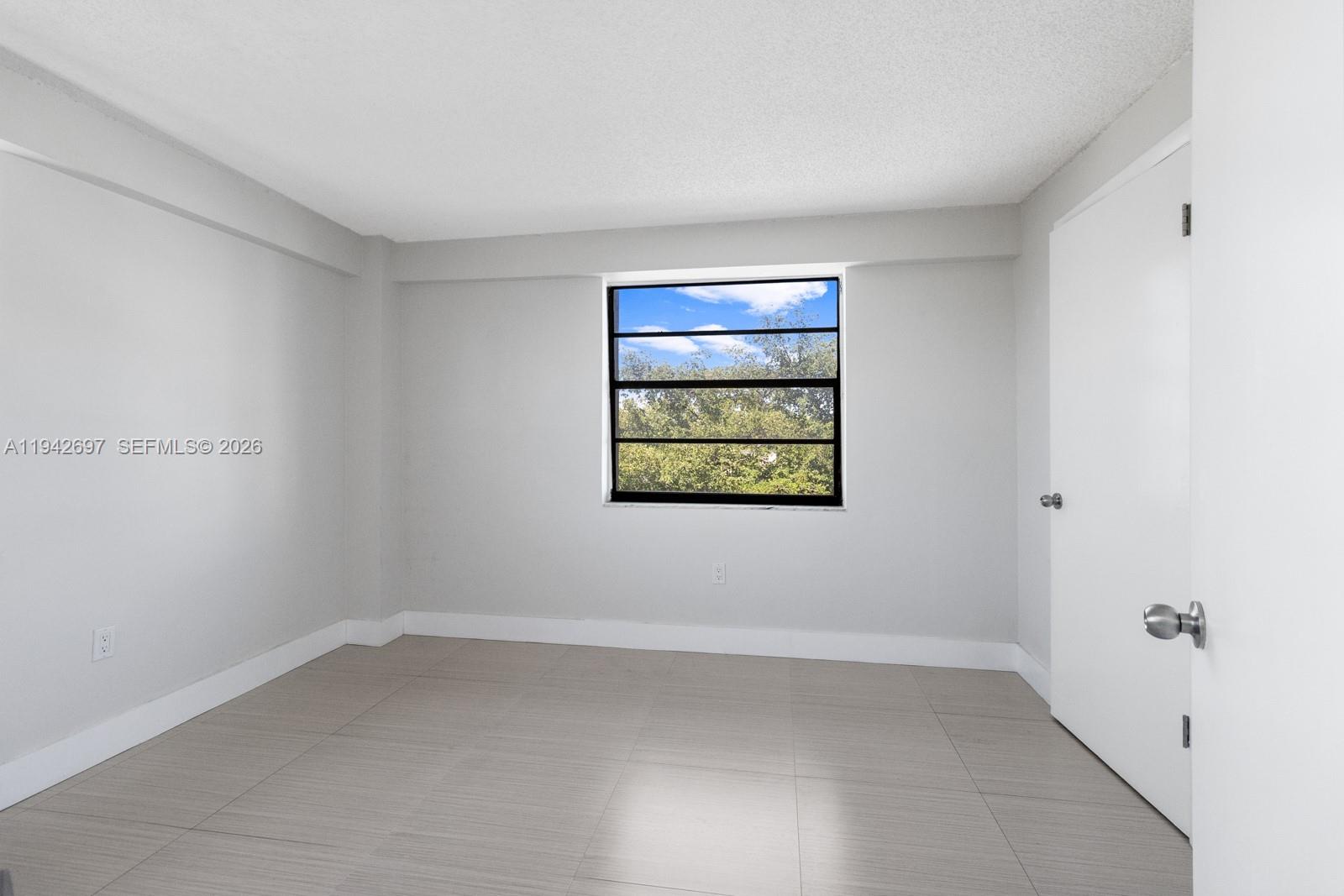 777 Southwest 9th Avenue, Unit 413 Miami, FL 33130 - Photo 9 of 23