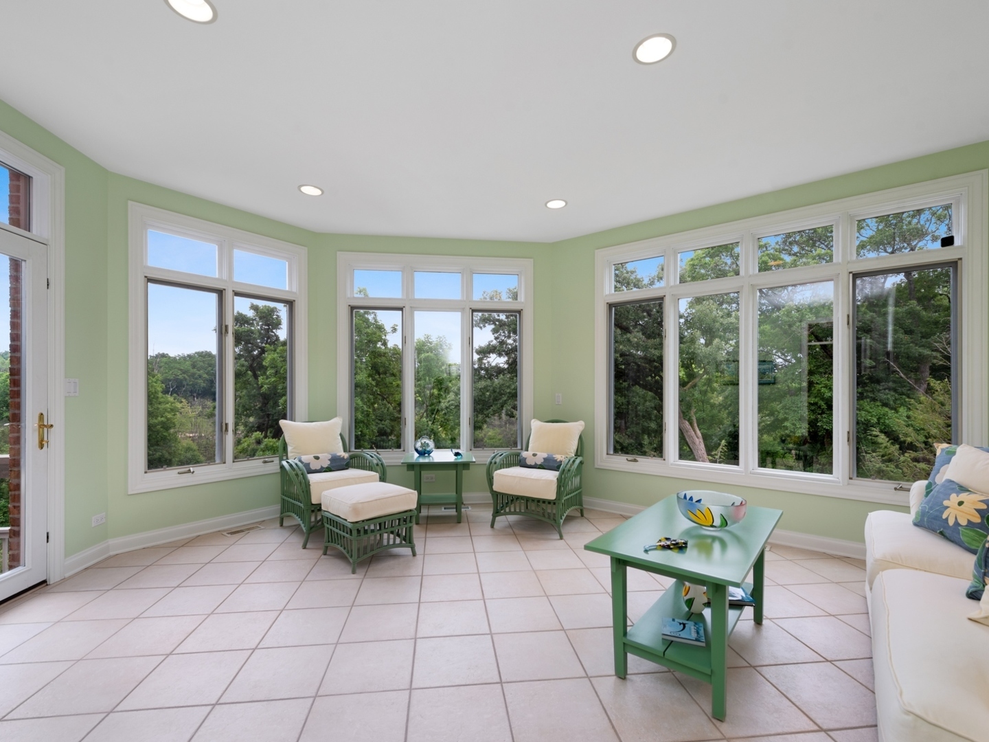 33 Brinker Road Barrington Hills, IL 60010 - Photo 10 of 43 a living room with furniture and large windows
