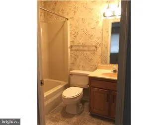 $2,100 | 4800 Weatherhill Drive, Wilmington, DE 19808