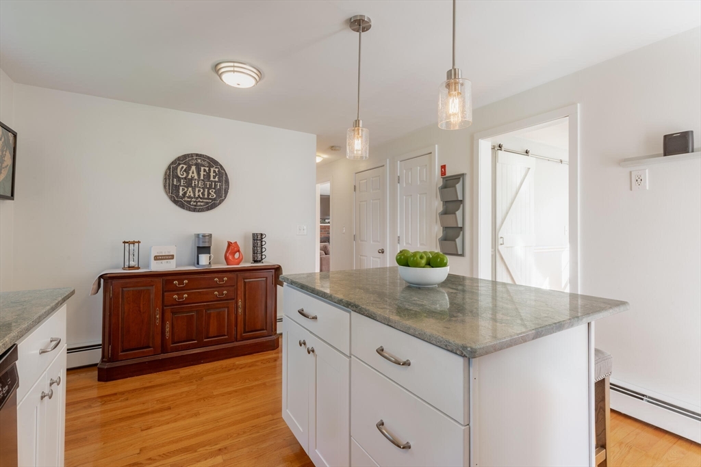 6 Beth Road Franklin, MA 02038 - Photo 11 of 36 Gallery Image 11