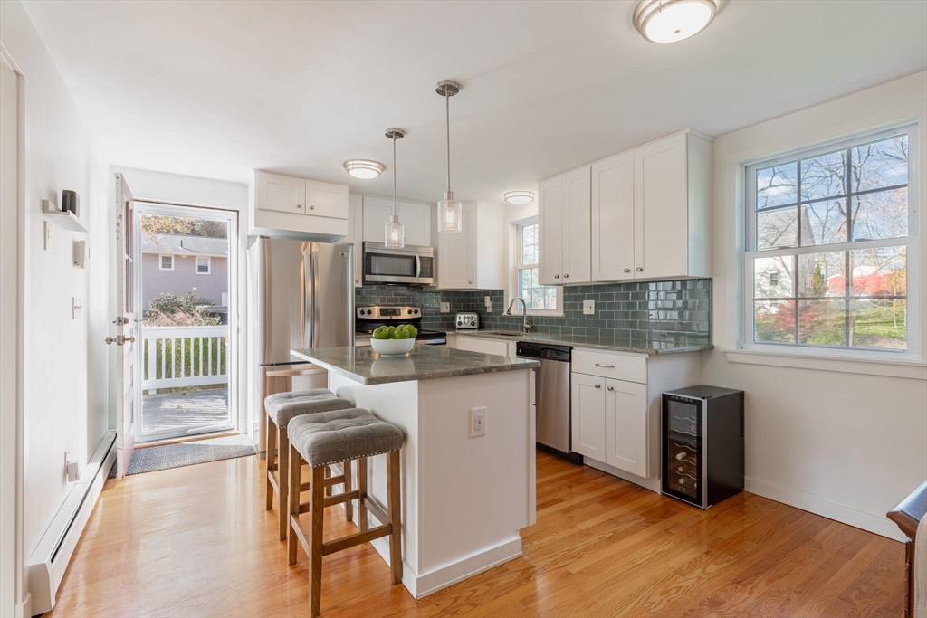 6 Beth Road Franklin, MA 02038 - Photo 5 of 36 Gallery Image 5