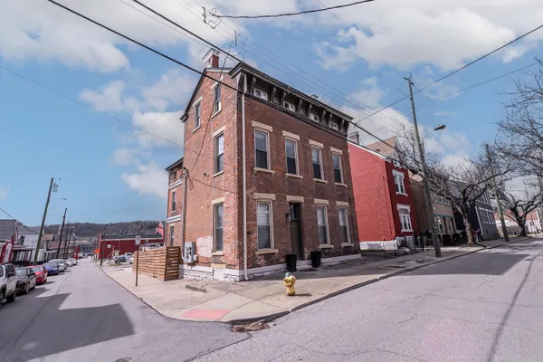 $699,900 | 1039 Lee Street, Covington, KY 41011