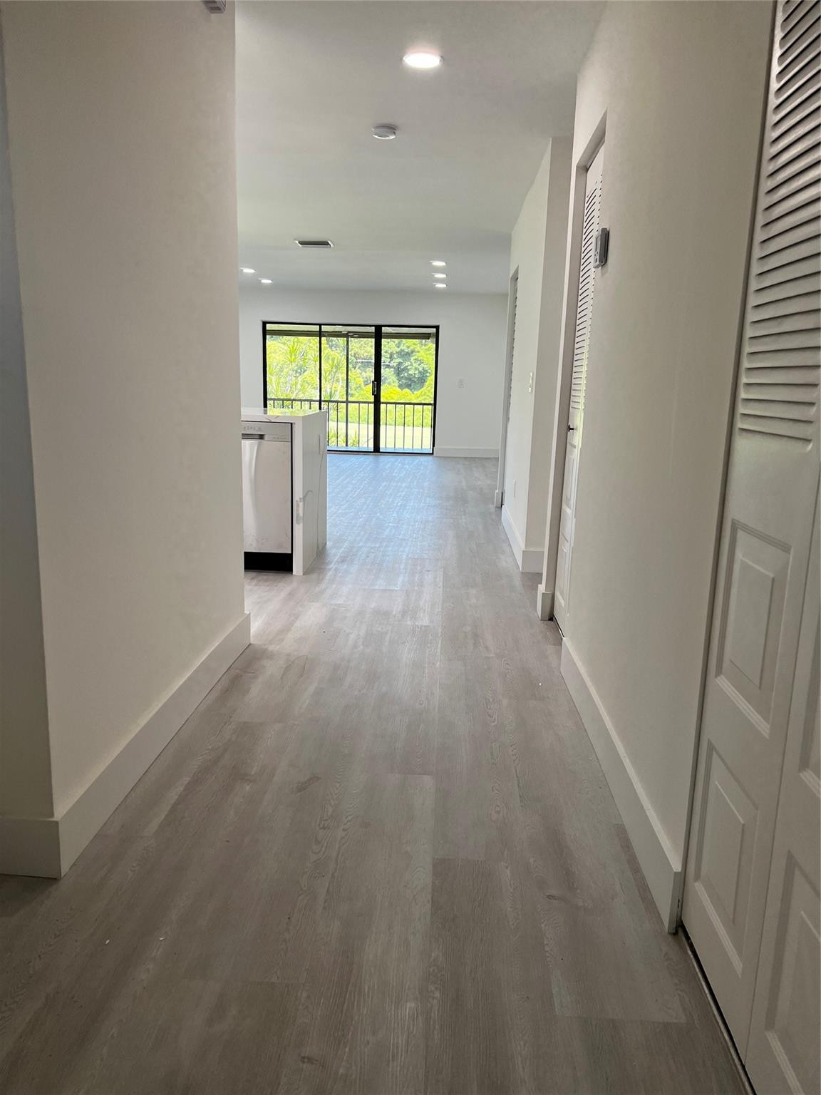 21213 Lago Circle, Unit B Boca Raton, FL 33433 - Photo 3 of 25 Photo 3