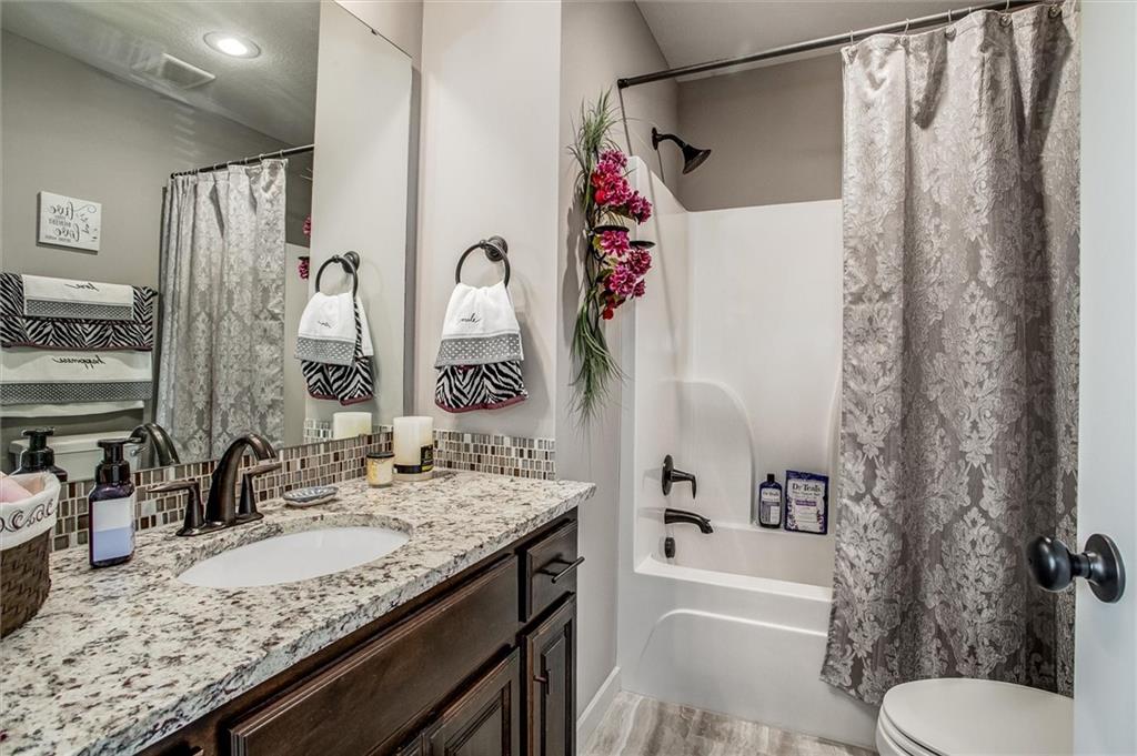 2616 Southwest 11 Street Lee's Summit, MO 64081 - Photo 21 of 29