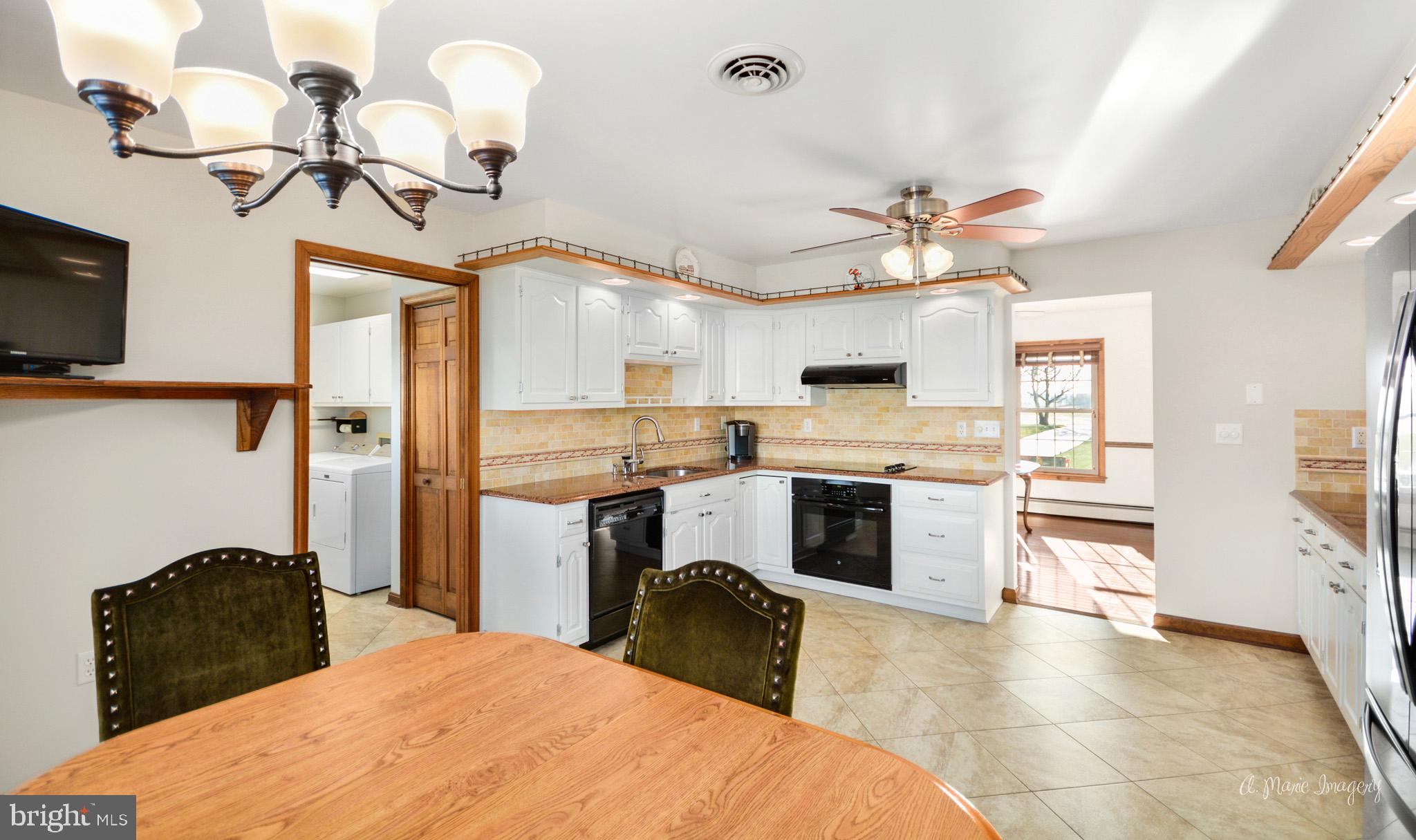 1944 John Shirk Road Taneytown, MD 21787 - Photo 25 of 59 Eat in kitchen