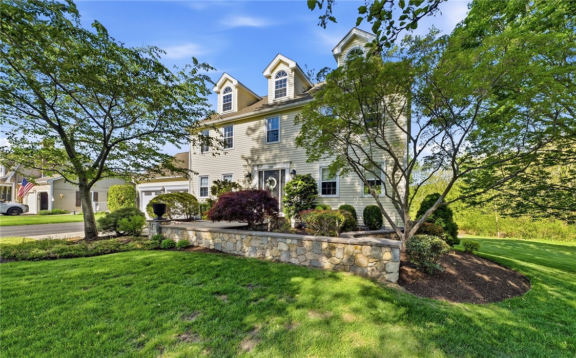 239 Abbott Run Valley Road Cumberland, RI 02864 - Photo 2 of 46