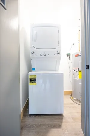 $2,400 | 20 Marblehead Avenue, Unit I, North Providence, RI 02904