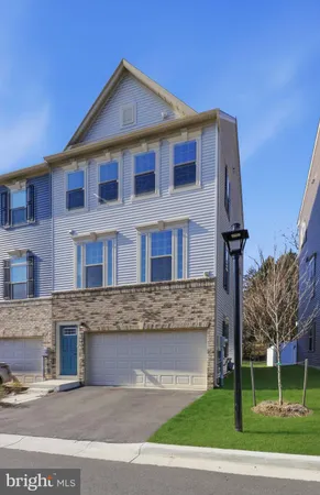 $2,950 | 9640 Nature Trail, Montgomery Village, MD 20886