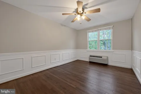 $385,000 | 6 Ashby Street, Unit C, Alexandria, VA 22305