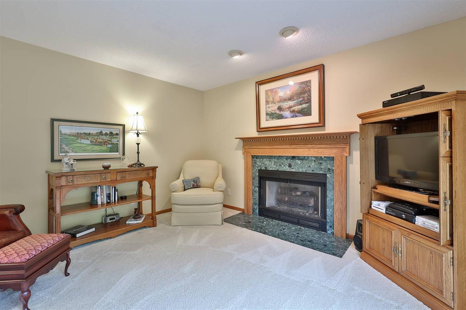 2390 Neeb Road Cincinnati, OH 45238 - Photo 13 of 40