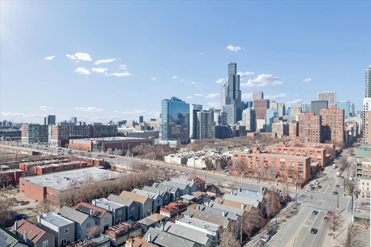 1255 South State Street, Unit 502 Chicago, IL 60605 - Photo 12 of 13 a view of a city