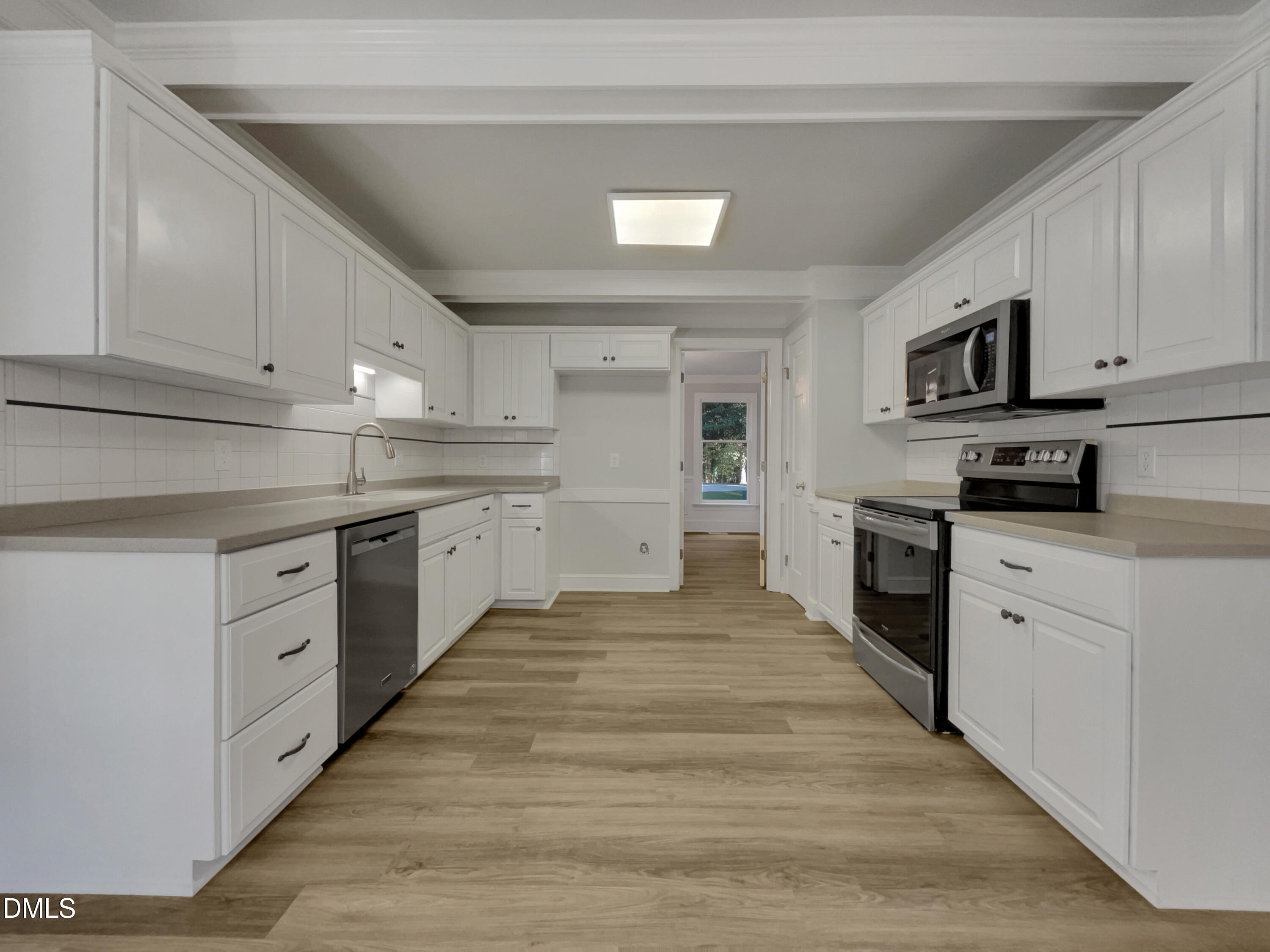 10801 September Court Raleigh, NC 27614 - Photo 5 of 36 photo_04