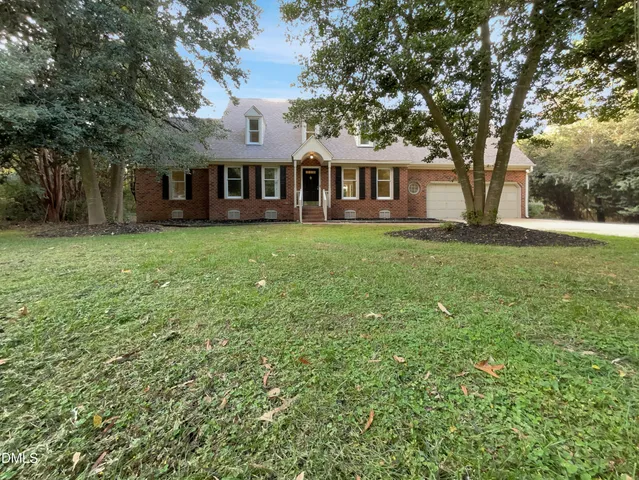 $625,000 | 10801 September Court, Raleigh, NC 27614