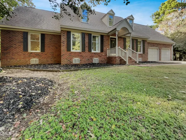 $625,000 | 10801 September Court, Raleigh, NC 27614