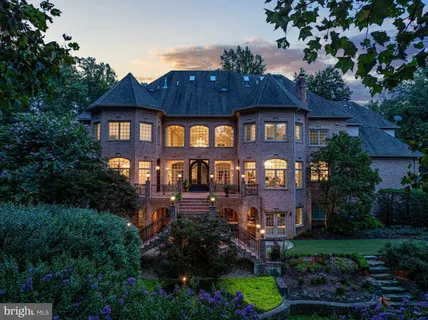 $11,250,000 | 9112-9120 Mine Run Drive, Great Falls, VA 22066