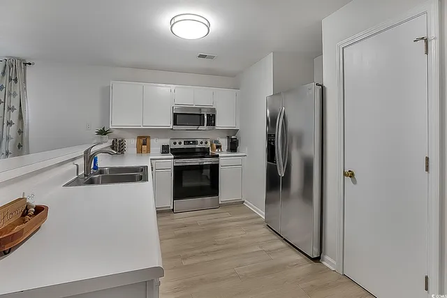 $2,100 | 1204 River Oaks Drive, Unit 25D, Myrtle Beach, SC 29579