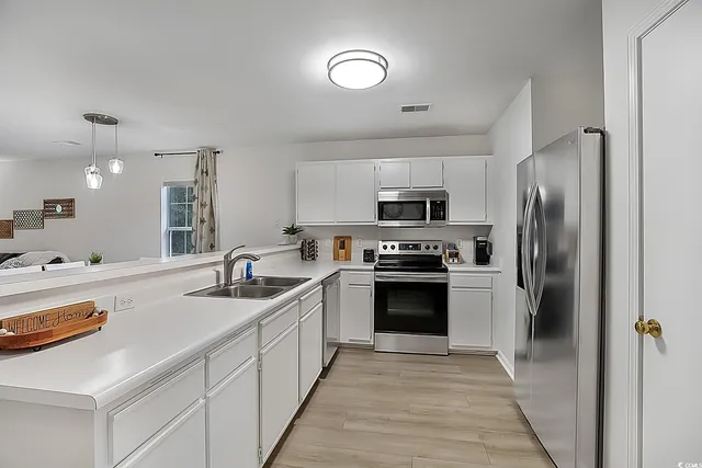 $2,100 | 1204 River Oaks Drive, Unit 25D, Myrtle Beach, SC 29579