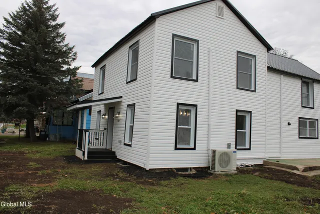 $324,000 | 459 Highway 334, Johnstown, NY 12095