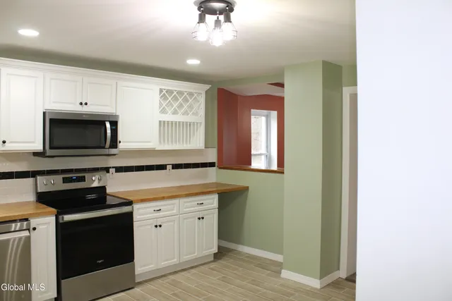 $324,000 | 459 Highway 334, Johnstown, NY 12095