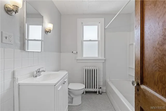 $1,100 | 71 Gerald Avenue, Buffalo, NY 14215