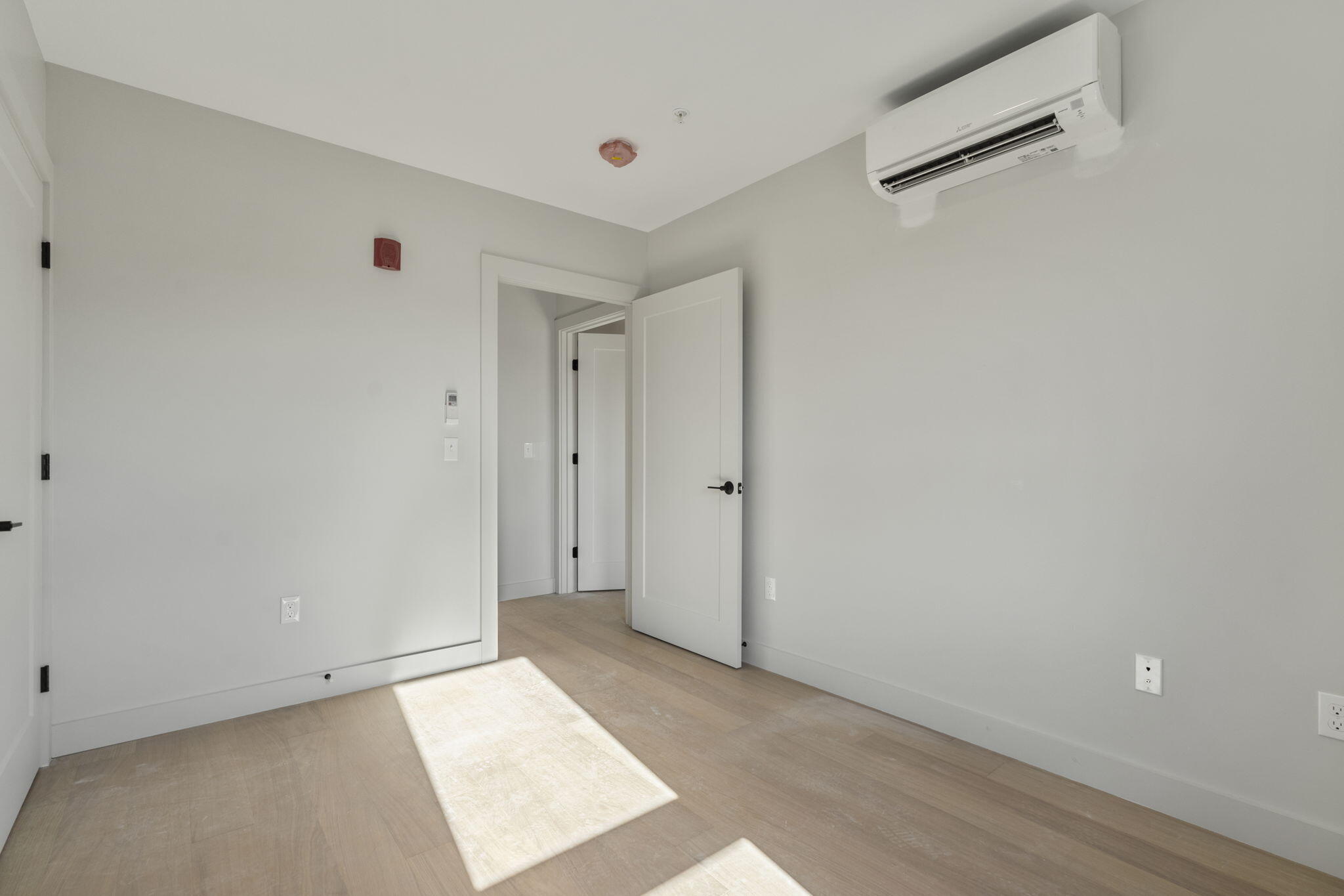 75 Chestnut Street, Unit 403 Portland, ME 04101 - Photo 12 of 45 bedroom