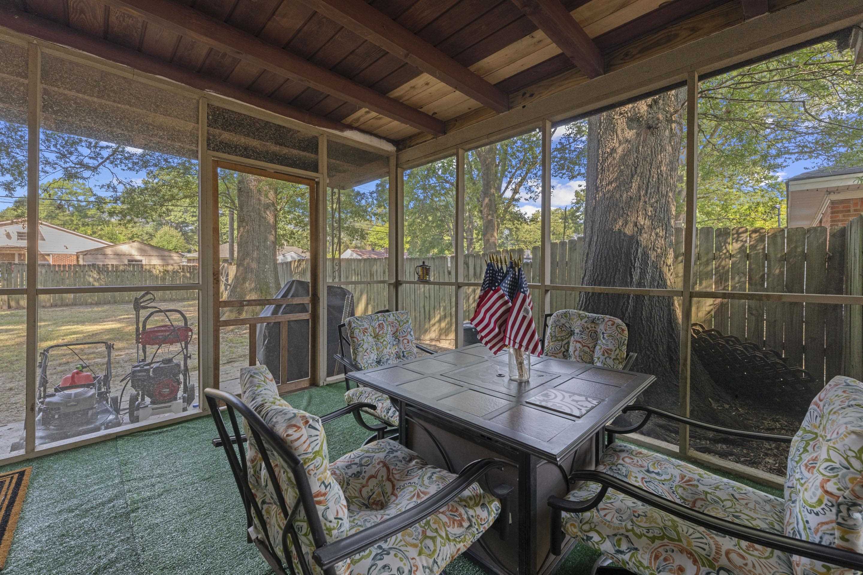 1597 Marcia Road Memphis, TN 38117 - Photo 4 of 19 a view of a outdoor seating area with furniture