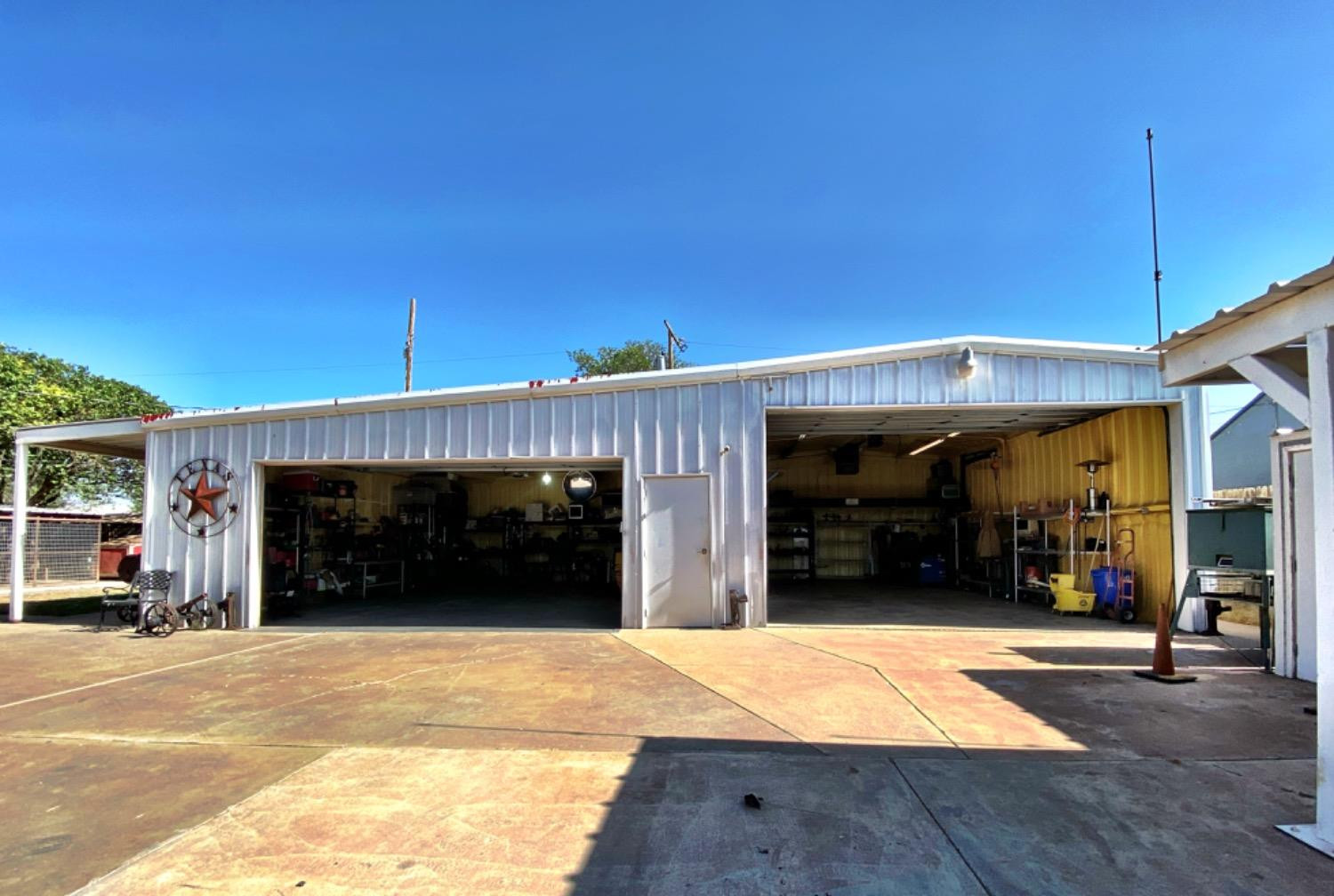 616 30th Street Lubbock, TX 79404 - Photo 17 of 23 Add'l Shop View