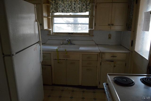 798 Bangor Road Nazareth, PA 18064 - Photo 8 of 15 a bathroom with a sink a toilet and a window