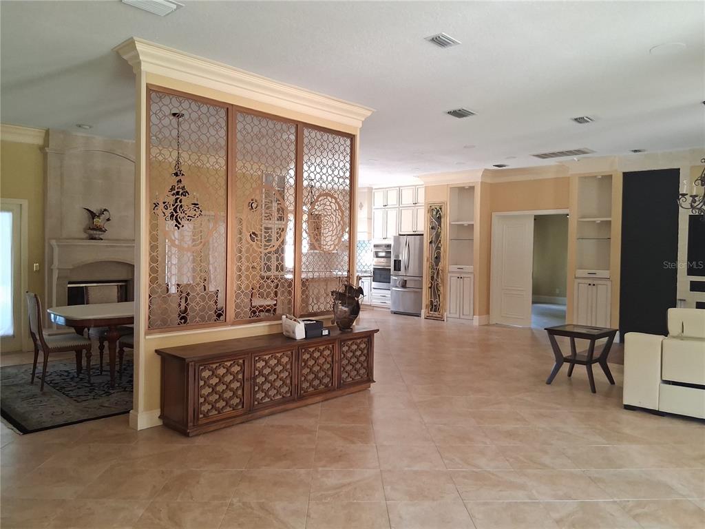 915 Old Welcome Road Lithia, FL 33547 - Photo 5 of 23