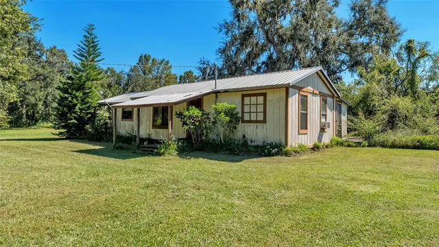 $169,999 | 12941 Simpson Road, Dover, FL 33527