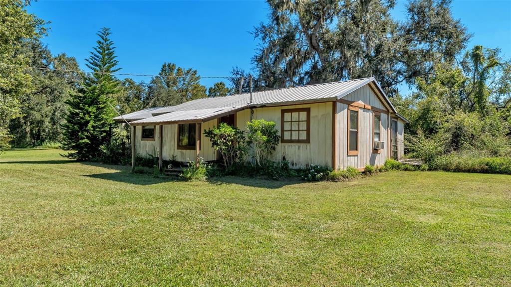 12941 Simpson Road Dover, FL 33527 - Photo 4 of 15