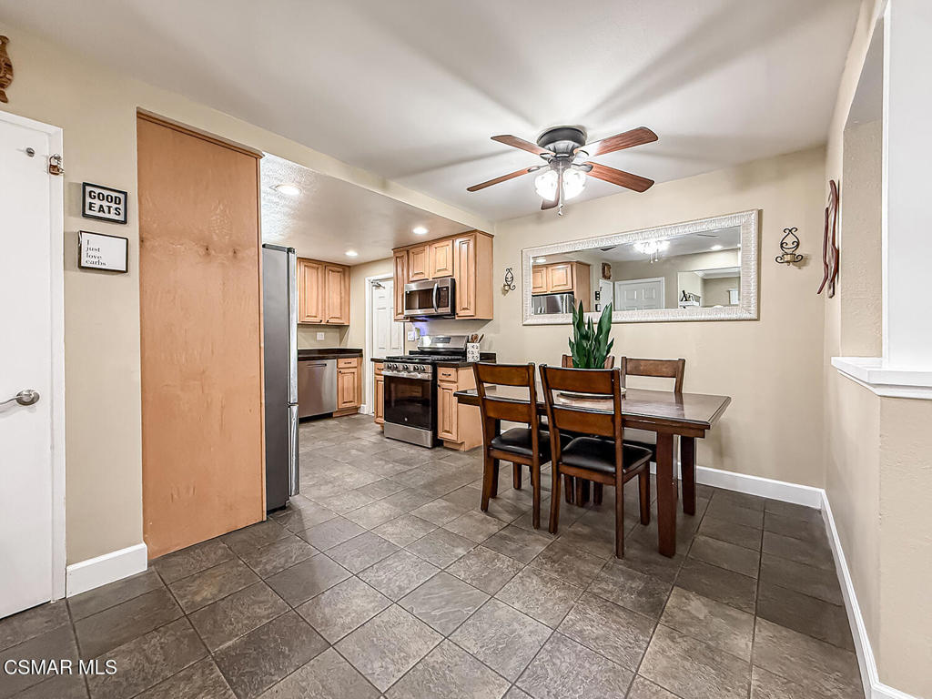 2017 Lysander Avenue Simi Valley, CA 93065 - Photo 12 of 40