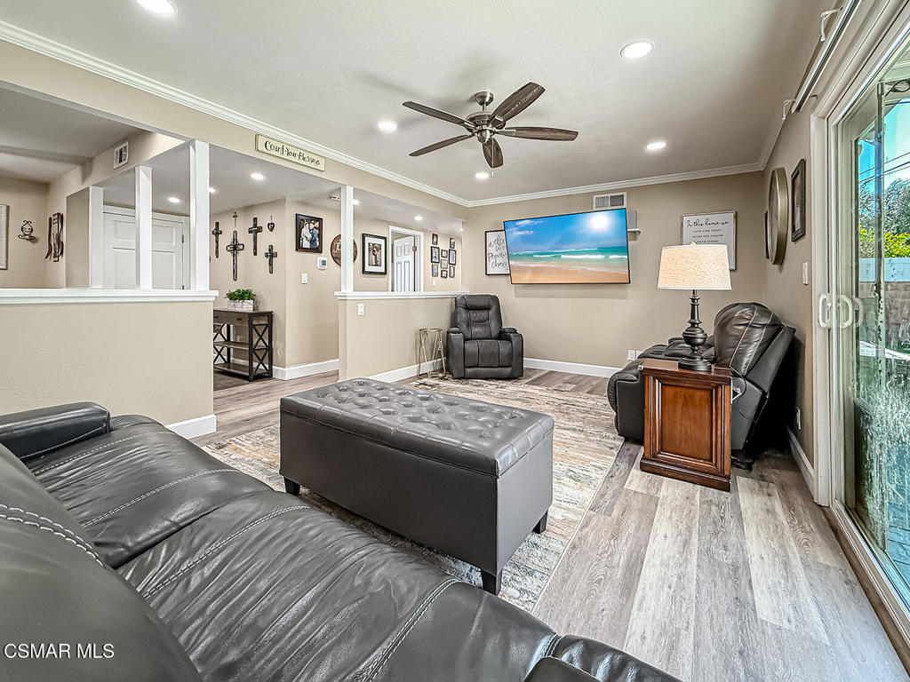 2017 Lysander Avenue Simi Valley, CA 93065 - Photo 9 of 40