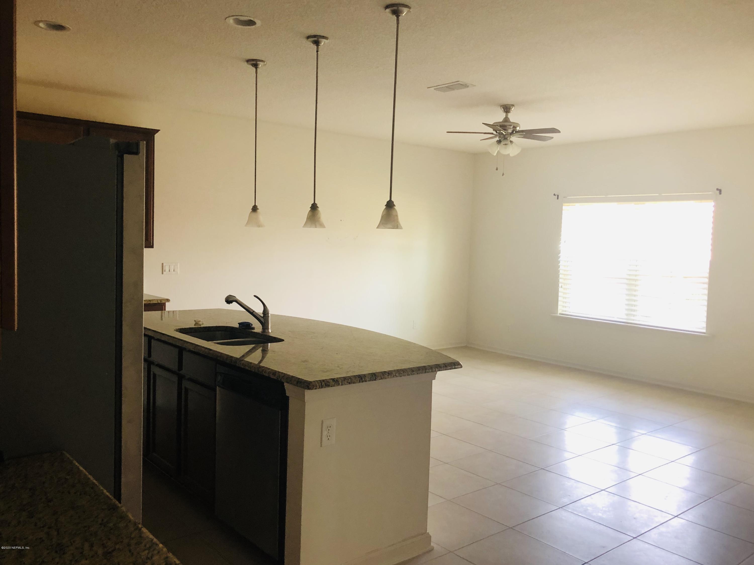 3083 Chestnut Ridge Way Orange Park, FL 32065 - Photo 4 of 22 4EB593E2-74EF-4D71-BD75-5A64D81BC425_1_2