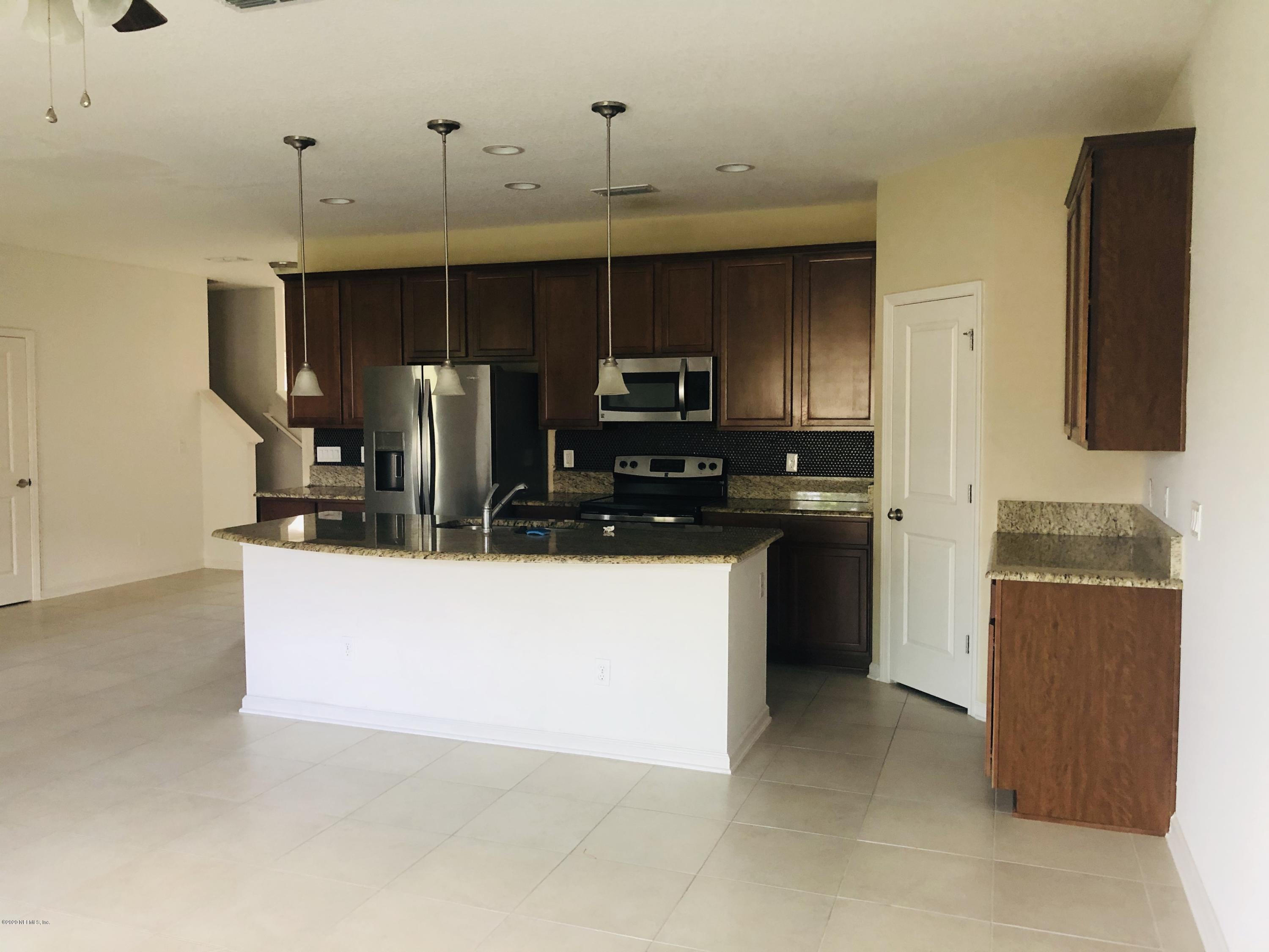 3083 Chestnut Ridge Way Orange Park, FL 32065 - Photo 10 of 22 BBC7D001-3D19-457F-8BE6-C4E1BC6E3632_1_2