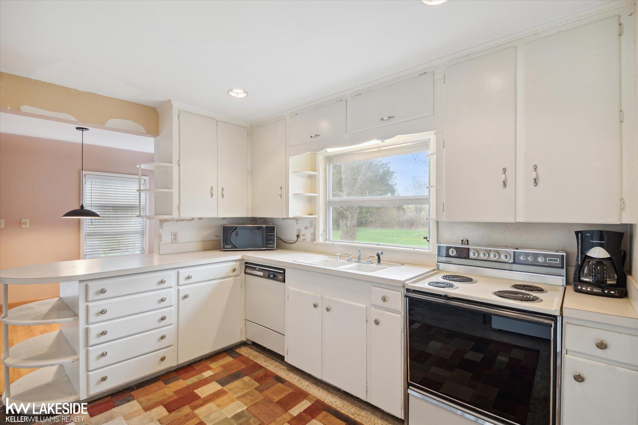 450 North Baldwin Road Oxford, MI 48371 - Photo 6 of 9 50109667-5.JPG