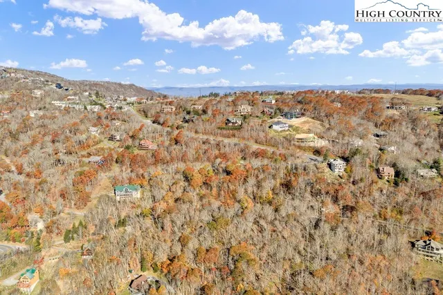 $89,900 | Lot 7 Fox Pointe Drive, Banner Elk, NC 28604