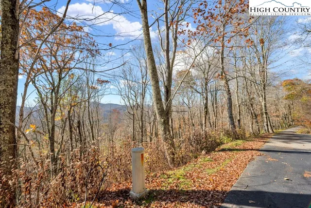 $89,900 | Lot 7 Fox Pointe Drive, Banner Elk, NC 28604