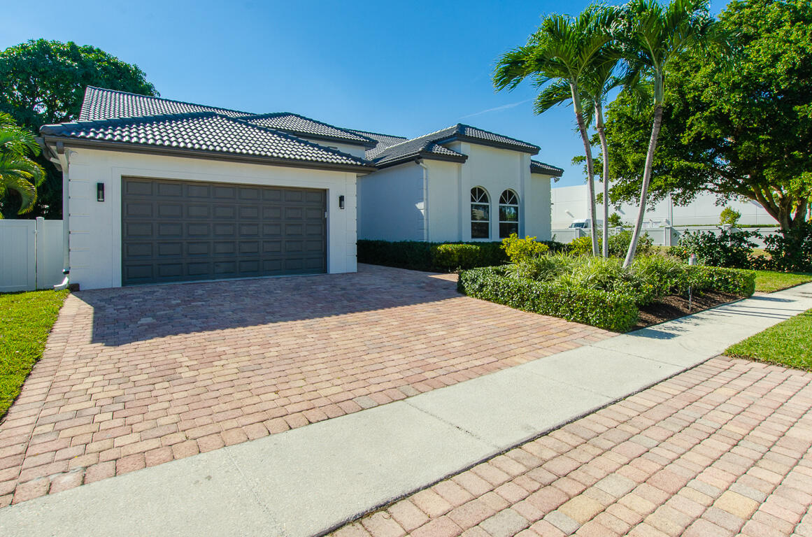 750 Bailey Street Boca Raton, FL 33487 - Photo 1 of 24 750 Bailey Street-6