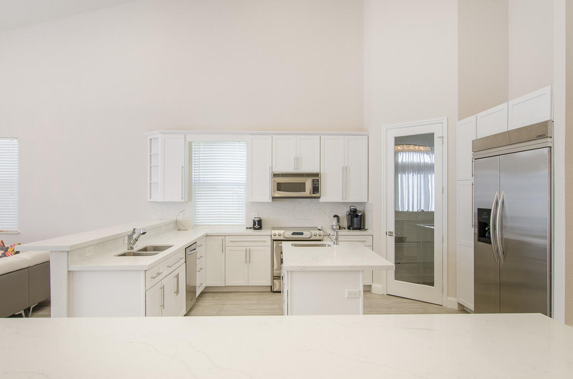 750 Bailey Street Boca Raton, FL 33487 - Photo 11 of 24 750 Bailey Street-1