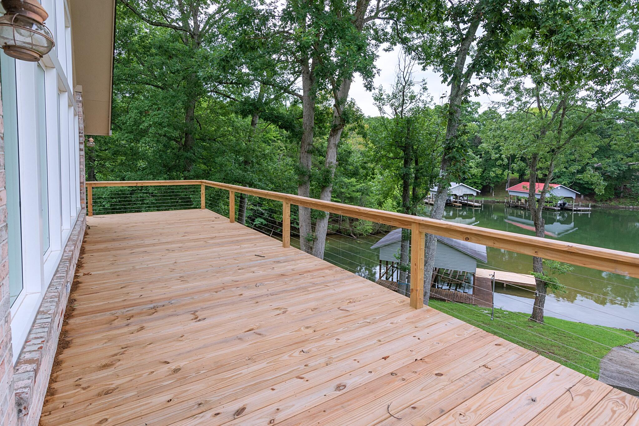 165 Lakeshore Court Spring City, TN 37381 - Photo 7 of 52 165LakeshoreCourt-7
