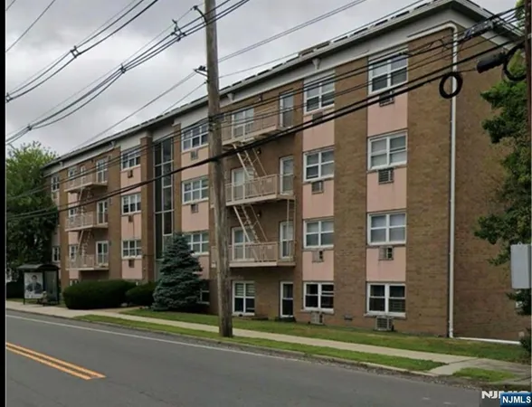 $2,200 | 475 Grand Avenue, Palisades Park, NJ 07650