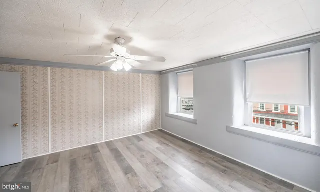 $280,000 | 122 2nd Avenue, Royersford, PA 19468