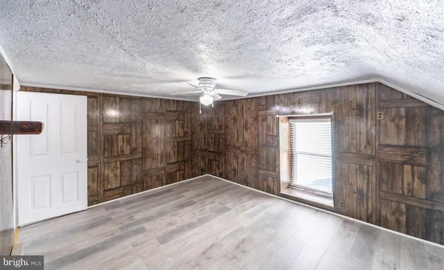 $280,000 | 122 2nd Avenue, Royersford, PA 19468