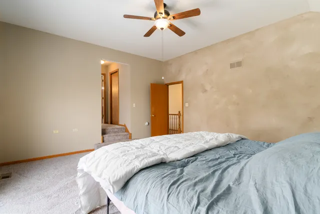 $525,000 | 9920 Sussex Court, Mokena, IL 60448