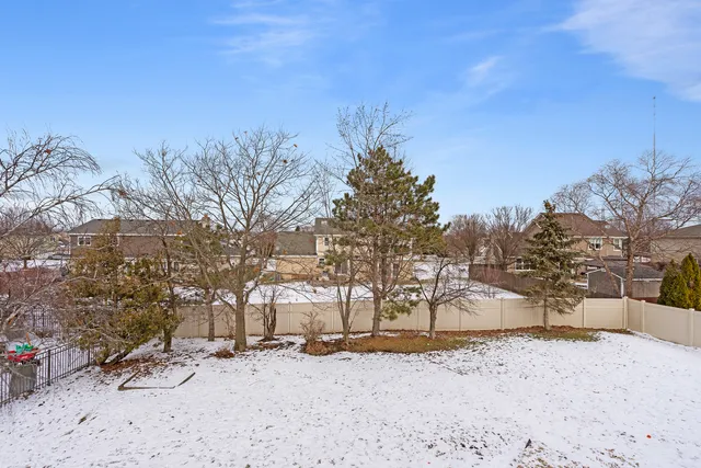$525,000 | 9920 Sussex Court, Mokena, IL 60448